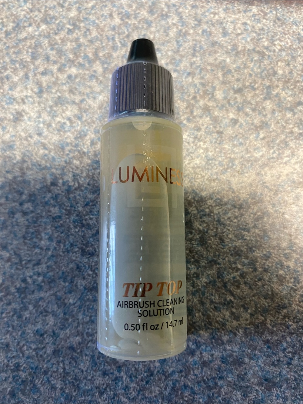 Luminess Tip Top Airbrush Cleaning Solution - Clear with Black Cap
